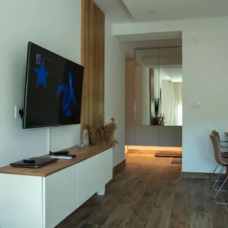 Apartman New Aesthetic Haven Hedonica 6 In *