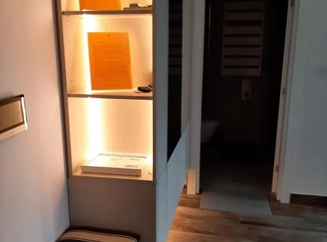 アパート New Aesthetic Haven Hedonica 6 In ヴルドニーク